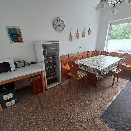 컨트리하우스 Ingos